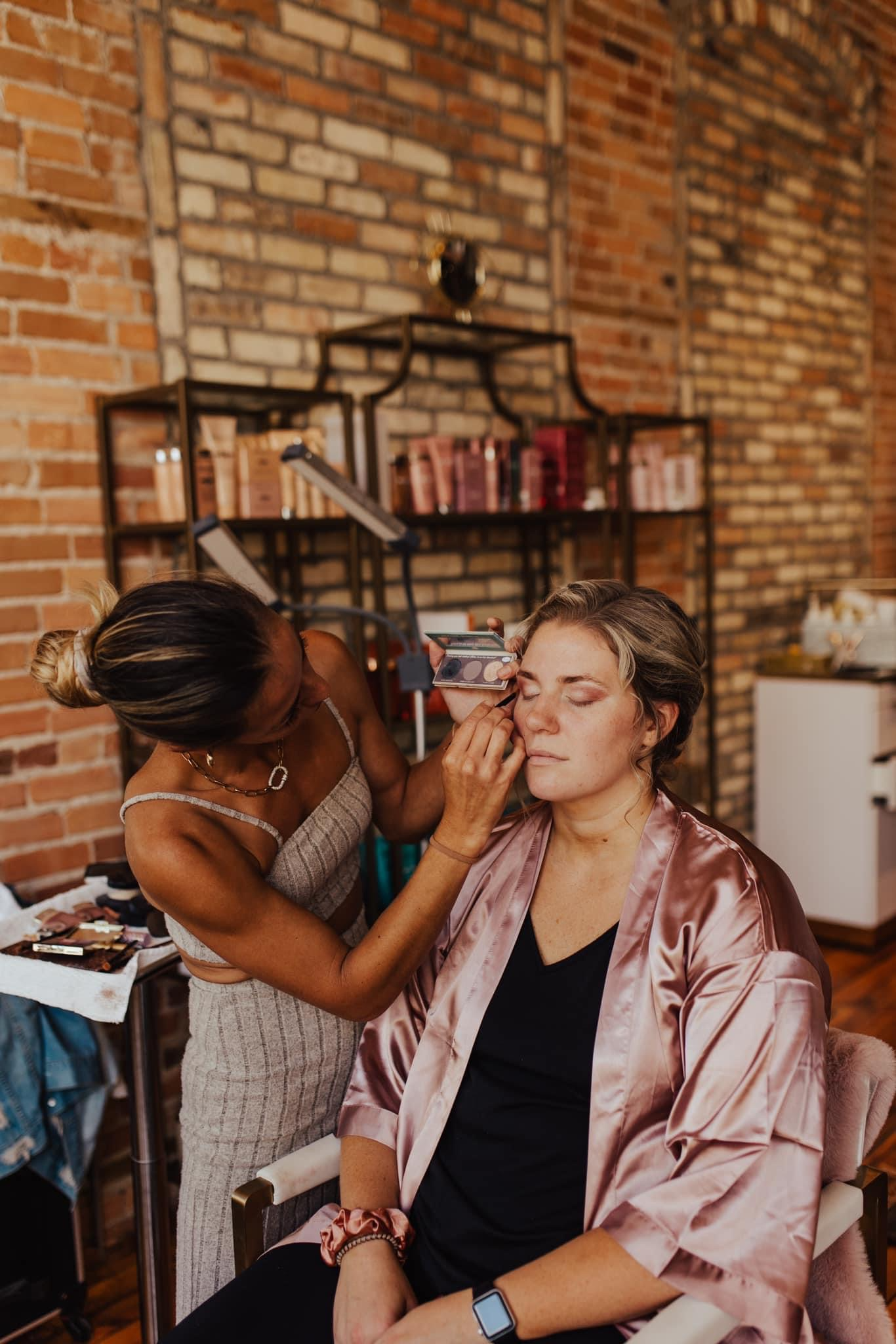 Jolynn doing bridesmaid makeup